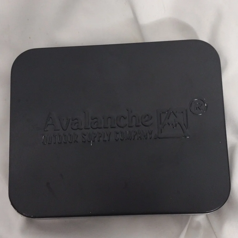 NIB Avalanche Two-Tone Brown 100% Genuine Leather Wallet Rfd Shield